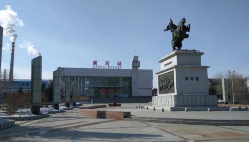 The province with largest number of railway stations in country is 4 times larger than Jiangsu Province, where Japanese and Russians are inseparable.
