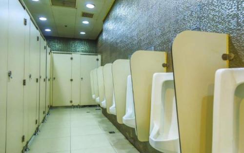 The toilet at Guiyang Airport is on fire! Fossils were found about 439 million years ago. Do you want to remove them?