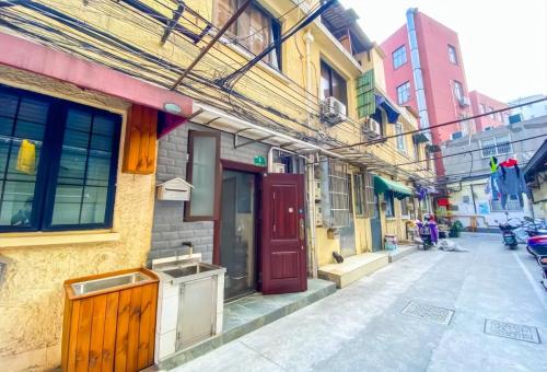 There is a special road in center of Shanghai that was built to transport troops and used to be dividing line of Shanghai.