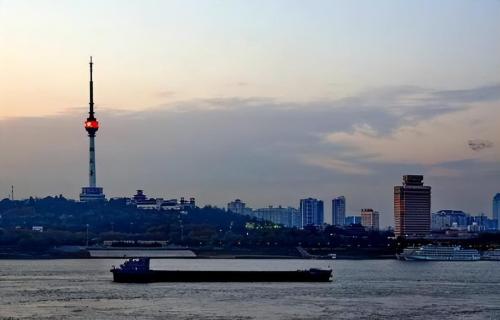 This is first TV tower in my country, built 10 years earlier than Oriental Pearl Tower, and its reputation has spread to United States.
