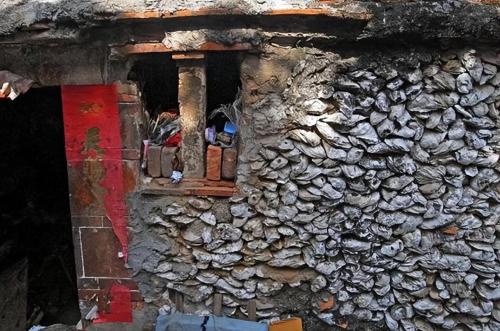 The mysterious little fishing village in Quanzhou is full of "oyster houses" and there are girls who love to wear flowers.
