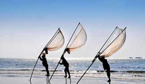 The three islands of Jing people have returned to embrace of their homeland and are developing rapidly. Today, only maritime nation lives in my country