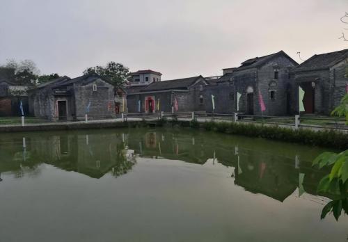 A 'strange' village in Guangdong province whose surname cannot be found among hundreds of surnames, villagers claim to be descendants of Xianbei
