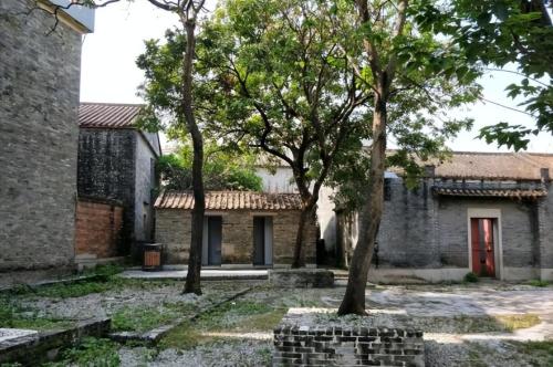 A 'strange' village in Guangdong province whose surname cannot be found among hundreds of surnames, villagers claim to be descendants of Xianbei
