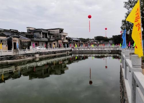 A 'strange' village in Guangdong province whose surname cannot be found among hundreds of surnames, villagers claim to be descendants of Xianbei
