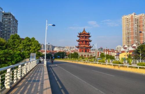 After these three counties left Zhangzhou, one was annulled, one was renamed, and one became a county-level city.
