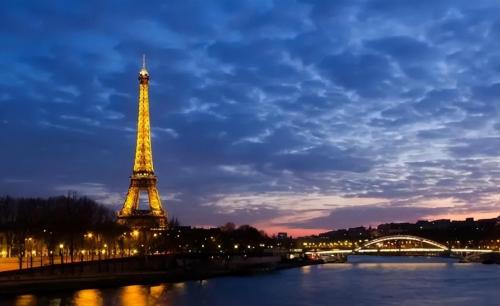 After spending 400 million to repair "leg", Eiffel Tower will no longer hold? where is money spent