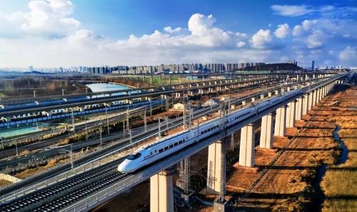 Liabilities exceeded 6 trillion yuan! My country's high-speed rail ticket costs 800 yuan, but why doesn't it support China's railways?