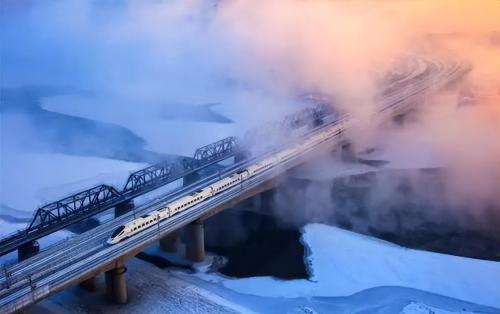 Liabilities exceeded 6 trillion yuan! My country's high-speed rail ticket costs 800 yuan, but why doesn't it support China's railways?