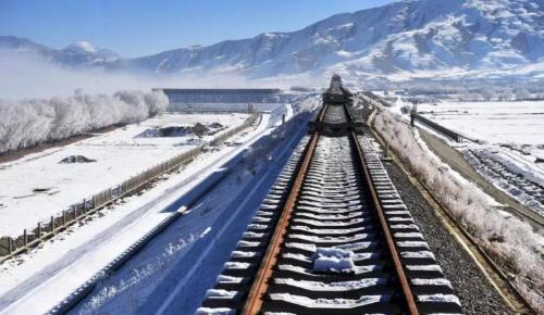 Liabilities exceeded 6 trillion yuan! My country's high-speed rail ticket costs 800 yuan, but why doesn't it support China's railways?