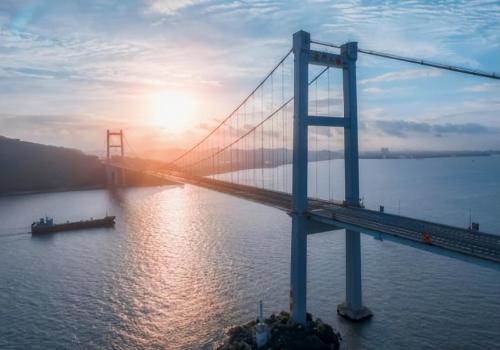 What is most profitable bridge in China? Previously, daily income was 6 million, and now there are no trucks on bridge.