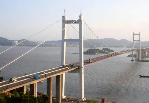 What is most profitable bridge in China? Previously, daily income was 6 million, and now there are no trucks on bridge.