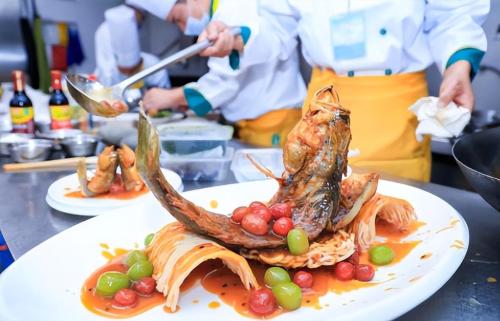 Why don't Europeans and Americans cook, but only in China? American expert: It seems we live in primitive times
