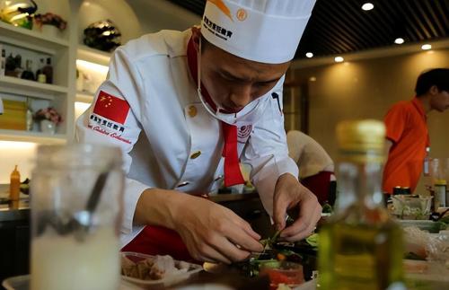 Why don't Europeans and Americans cook, but only in China? American expert: It seems we live in primitive times