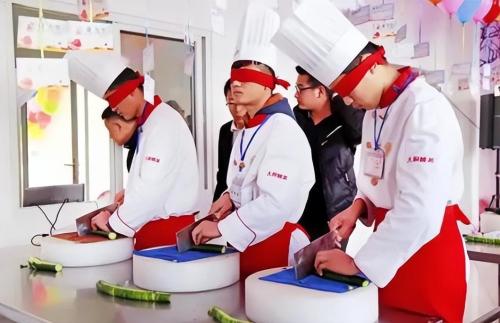 Why don't Europeans and Americans cook, but only in China? American expert: It seems we live in primitive times