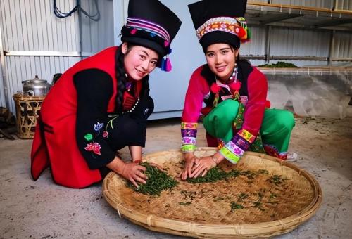 The last 80-year-old Prince Blang in Yunnan lived in seclusion in a virgin forest in "Land of Eight Hundred Daughters-in-Law."
