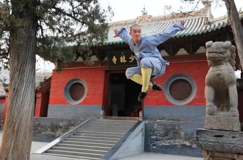 "Poor" temples in Liaoning, do not engage in tourism and do not touch money, sleep 4 hours a day and eat once
