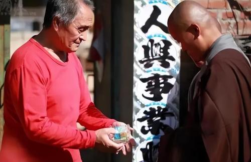 "Poor" temples in Liaoning, do not engage in tourism and do not touch money, sleep 4 hours a day and eat once