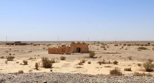 The first village in Chinese desert was discovered thanks to construction of a desert road Villagers do not know what year and month it is