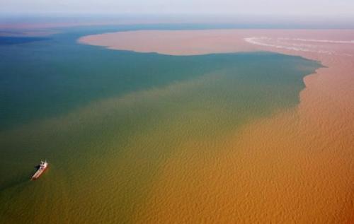 The Bohai Sea is an inland sea and foreign ships are not allowed to enter it thanks to small island of Shandong.