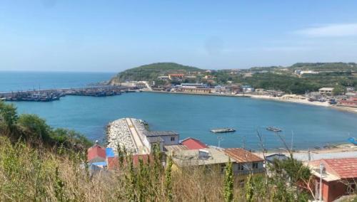 The Bohai Sea is an inland sea and foreign ships are not allowed to enter it thanks to small island of Shandong.
