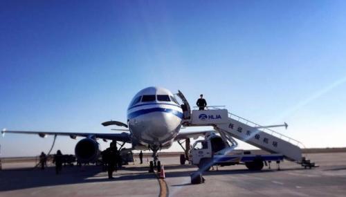 At a lonely airport in northeast China, there is only one flight a day, and staff has little to do after flight.