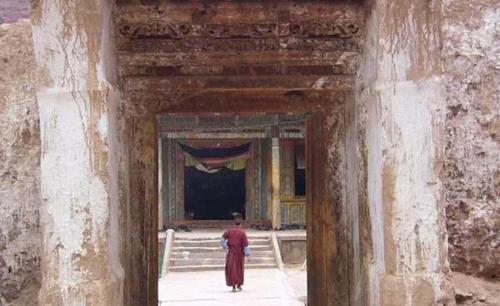 "Clean" monastic temple in northeast China: no tourism, no tickets, go for alms at a certain time every year