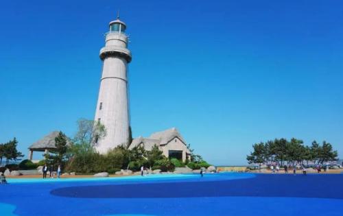China's cleanest coastal city, comfortable and leisurely, with low housing prices is known as "Global Habitat".