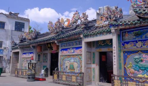 One and a half million people of Chaoshan have the same surname and one ancestor, and their hometown is located in Henan County.