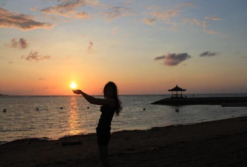 Well, do scars forget pain? Chinese tourists tread on 'dangerous ground' again, country says costs will be borne by themselves