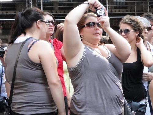 In developed countries with fattest population, obese population is expected to reach 75%. Tourists: there are a lot of fat people on streets