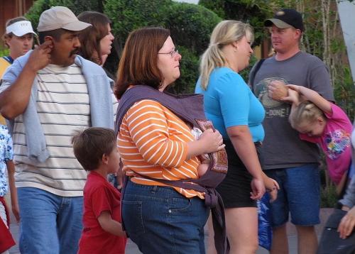 In developed countries with fattest population, obese population is expected to reach 75%. Tourists: there are a lot of fat people on streets