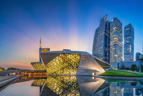 China's only Cantonese-speaking "Tier City" is becoming official and becoming less and less popular.
