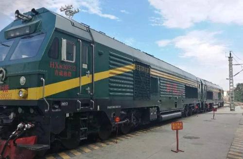China's first train with a full sleeper, 727 kilometers non-stop, passengers sleep until end