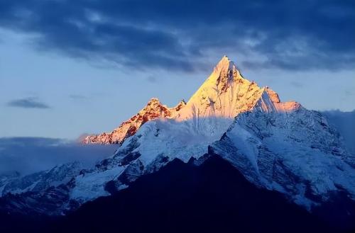 The most difficult mountain in world to climb, no one has yet reached summit, and mortality rate for those who try to climb to top is 100%
