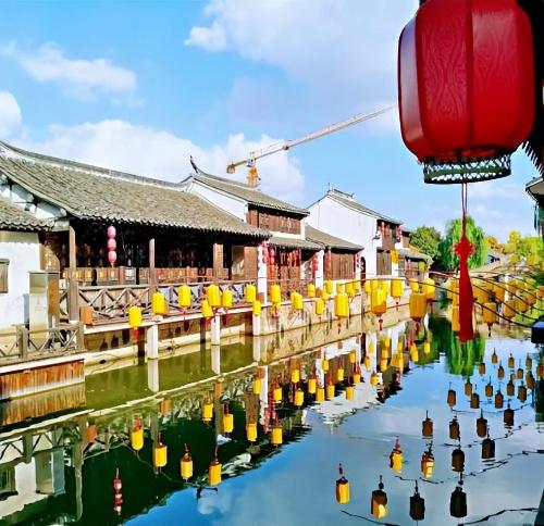 The saddest ancient city in China, 70% of businesses are closed and evacuated, and once popular attractions have turned into empty towns.