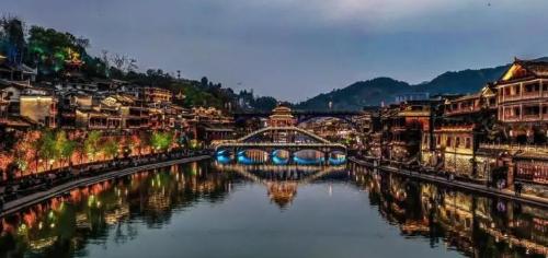 This scenic spot in Hunan province cost $5.6 billion but ended up “failing” for a very real reason.