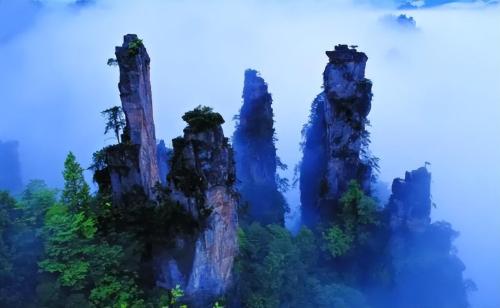 The only one in world! This is king of Hunan Province, and "most" of people who come to Zhangjiajie are Koreans.
