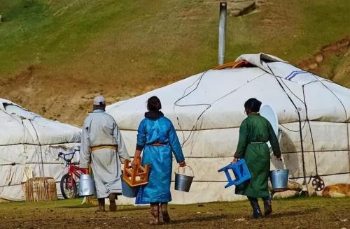 Independent Mongolia is an abandoned country, and Inner Mongolia is opposite, why such a big difference?
