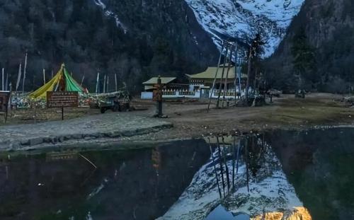 China's "mysterious" village: brothers marry wife, who is father of child?
