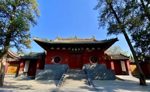 How beautiful is capital under cassock? Abbot Shi Yongxing bought land for 450 million yuan and owns 18 companies