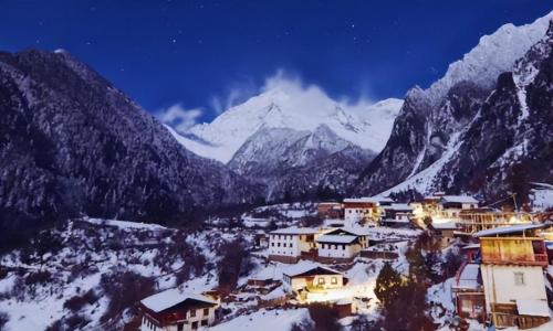 The only "multi-male" village in China, local scenery is picturesque, but there are only 22 families here.
