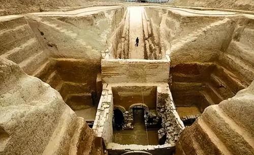 Giant sarcophagus discovered in Guangxi that is still immortal! The owner of tomb "became a mystery" and left a thousand-year legacy