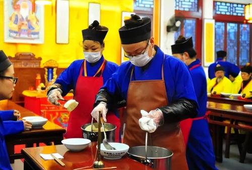 Shanghai temple of "Conscience", free Lenten meals, courtyard is full of zen, but little known.
