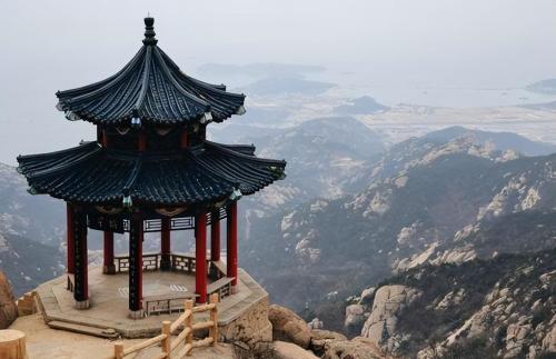 The best mountain in China: 13 generations of emperors once personally held a holiday known as "Emperor of Mountain".
